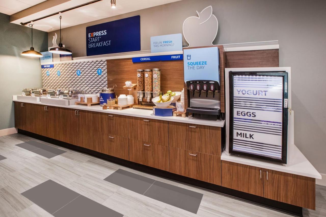 Holiday Inn Express & Suites Greenville-Downtown By Ihg Exteriör bild